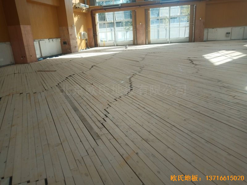 北京大興區(qū)團(tuán)河路98號體育木地板安裝案例