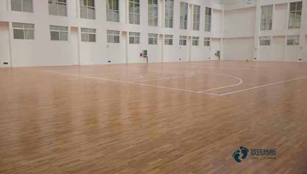 學(xué)校籃球場地地板節(jié)點圖
