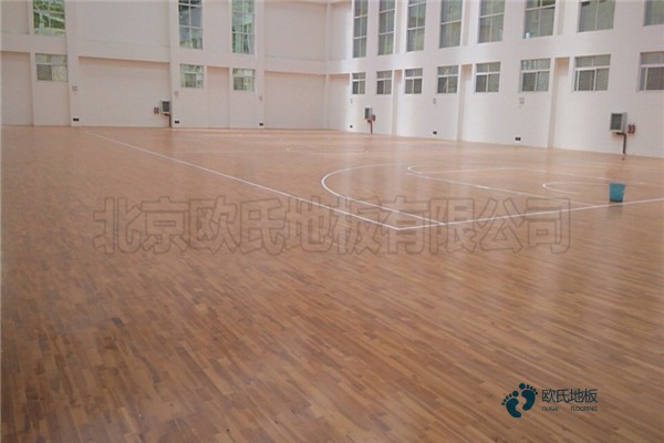 學(xué)校籃球場地地板節(jié)點圖