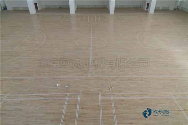 學(xué)校籃球場地木地板防震