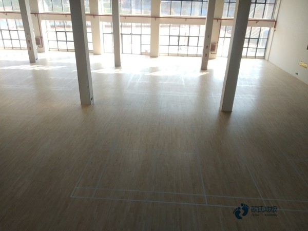 學(xué)校籃球場館木地板阻燃